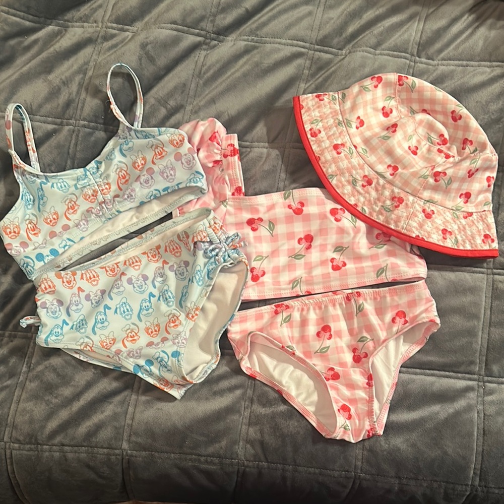 Girls 5t Disney swimsuits